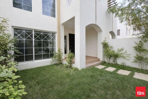 Townhouse in Dubai 5 bedrooms, 192.6 sq.m. № 143809 - photo 4
