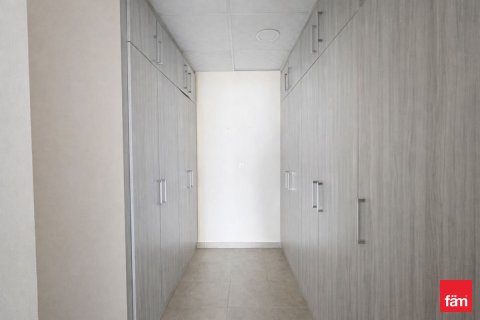 Townhouse in Dubai 5 bedrooms, 192.6 sq.m. № 143809 - photo 13