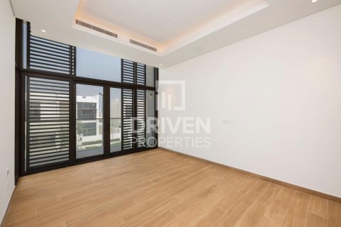 Снять в аренду виллу в District One, Мохаммед Бин Рашид Сити, Дубай: 6 спален, 1125.06м², № 145320 - фото 14