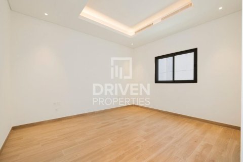 Снять в аренду виллу в District One, Мохаммед Бин Рашид Сити, Дубай: 6 спален, 1125.06м², № 145320 - фото 17