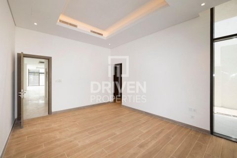 Снять в аренду виллу в District One, Мохаммед Бин Рашид Сити, Дубай: 6 спален, 1125.06м², № 145320 - фото 12