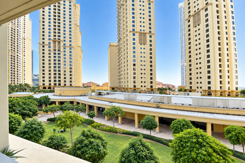 Appartement à Dubai, 3 chambres, 175 m², № 143537