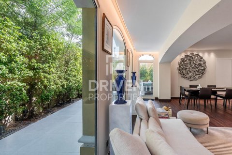 Villa en Palmera, Arabian Ranches, Dubai, 3 dormitorios, 445.93 m², № 144518 - foto 8