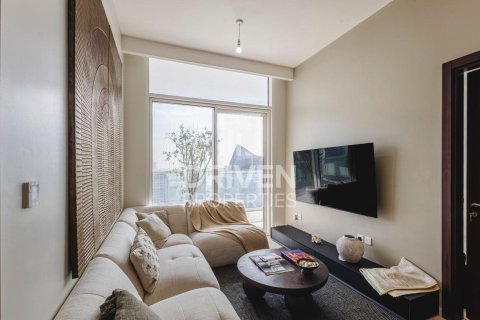 Appartement à Business Bay, Dubai, 2 chambres, 83.8 m², № 144683 - photo 2