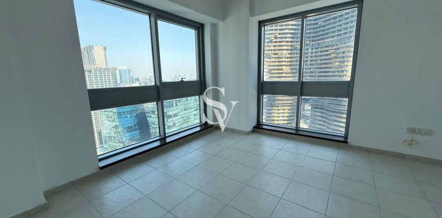 Квартира в Бизнес-Бэе, Дубай, 2 спальни, 155м², № 132953