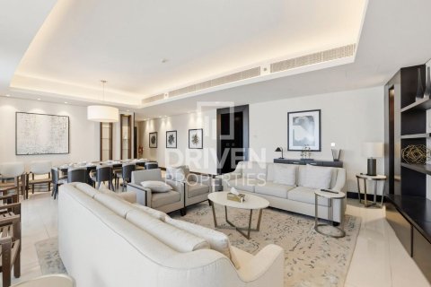 Apartamento en Downtown Dubai (Downtown Burj Dubai), Dubai, 4 dormitorios, 429.49 m², № 144217 - foto 2