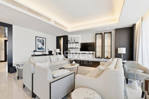 Apartamento en Downtown Dubai (Downtown Burj Dubai), Dubai, 4 dormitorios, 429.49 m², № 144217 - foto 3