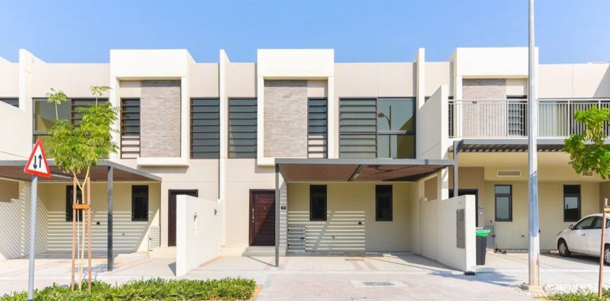 Townhouse in Dubai 3 bedrooms, 174.4 sq.m. № 144018