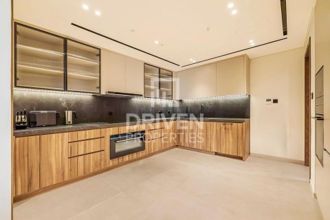 Снять в аренду пентхаус в Джумейре, Дубай: 3 спальни, 500м², № 145280 - фото 13