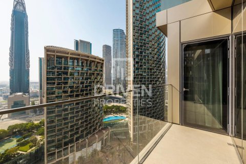 Appartement à The Address Residences Dubai Opera, Downtown Dubai (Downtown Burj Dubai), Dubai, 2 chambres, 110.55 m², № 144170 - photo 13