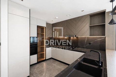 Снять в аренду квартиру в Дубае: 2 спальни, 169.55м², № 145222 - фото 4