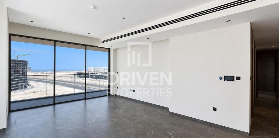 Квартира в Дубае, 2 спальни, 169.55м², № 145222