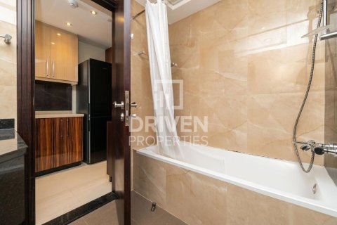 Apartment in Downtown Dubai (Downtown Burj Dubai), Dubai studio, 40.04 sq.m. № 144622 - photo 9