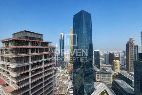 Apartment in DIFC, Dubai 1 bedroom, 87.33 sq.m. № 145476 - photo 14