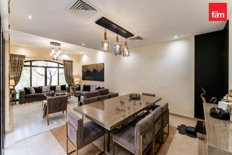 Adosado en Dubai, 4 dormitorios, 312 m², № 143403 - foto 5