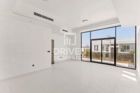 Villa en Al Furjan, Dubai, 4 dormitorios, 608.61 m², № 144936 - foto 6