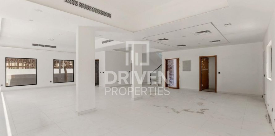 Villa en Al Furjan, Dubai, 4 dormitorios, 608.61 m², № 144936