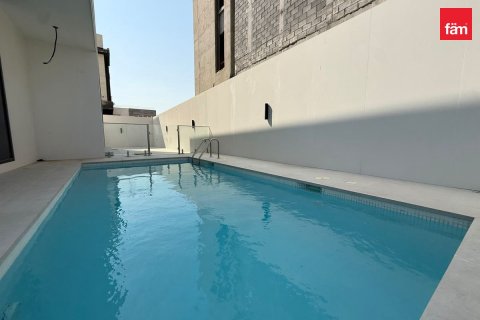 Villa in Dubai 5 bedrooms, 464.8 sq.m. № 143976 - photo 3