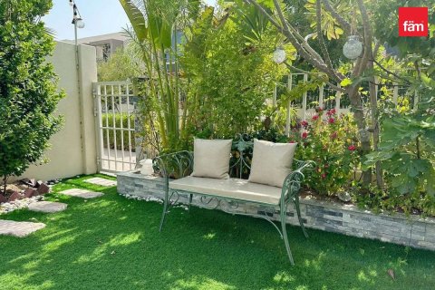 Villa in Dubai Hills Estate, Dubai 4 bedrooms, 302.4 sq.m. № 143317 - photo 3