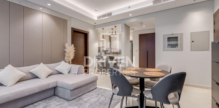 Appartement à Business Bay, Dubai, 1 chambre, 84.54 m², № 144990