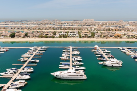 Apartment in Palm Jumeirah, Dubai 2 bedrooms, 165 sq.m. № 143547 - photo 13