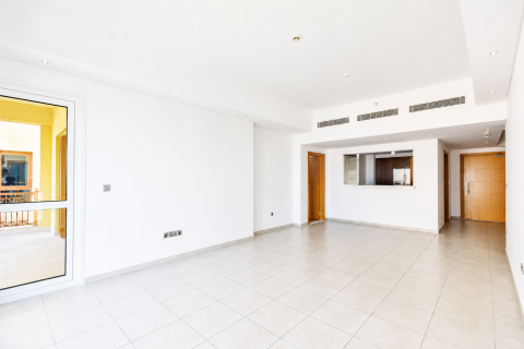 Apartment in Palm Jumeirah, Dubai 2 bedrooms, 165 sq.m. № 143547 - photo 2