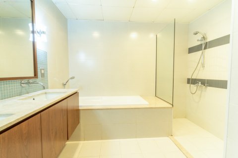 Apartamento en Dubai, 1 dormitorio, 175 m², № 143541 - foto 12