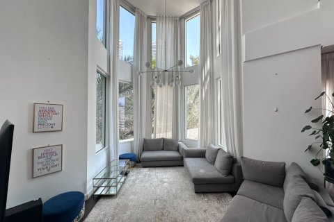 Apartamento en Jumeirah Islands, Dubai, 3 dormitorios, 220 m², № 143582 - foto 2