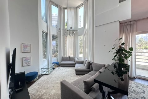 Apartamento en Jumeirah Islands, Dubai, 3 dormitorios, 220 m², № 143582