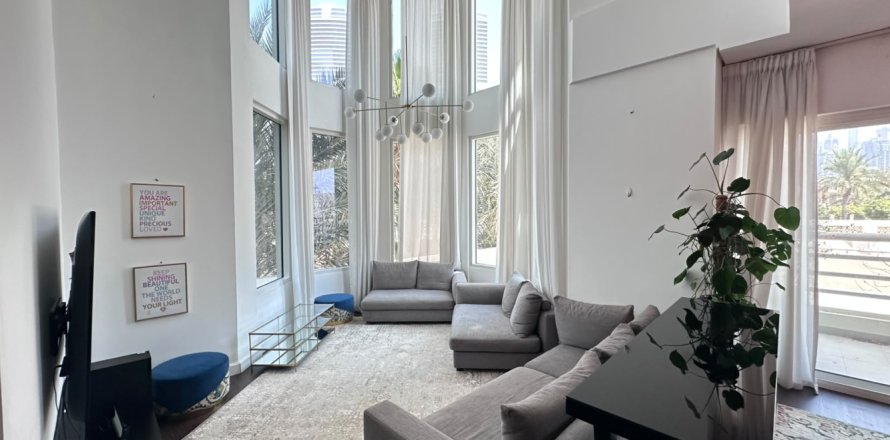 Apartamento en Jumeirah Islands, Dubai, 3 dormitorios, 220 m², № 143582