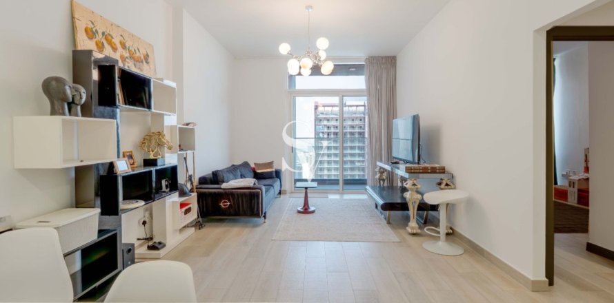 Apartment in District 15, Jumeirah Village Circle, Dubai 2 bedrooms, 99 sq.m. № 124175