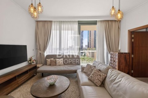 Apartment in Burj Vista, Downtown Dubai (Downtown Burj Dubai), Dubai 2 bedrooms, 120.12 sq.m. № 145395 - photo 4