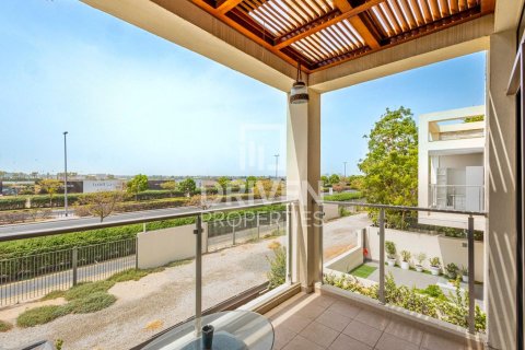 Adosado en Meydan, Dubai, 4 dormitorios, 264.59 m², № 144462