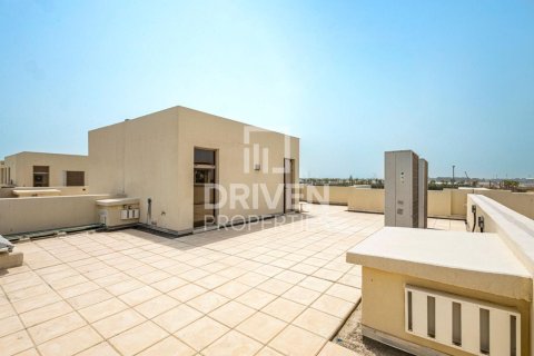 Adosado en Meydan, Dubai, 4 dormitorios, 264.59 m², № 144462 - foto 6