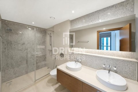 Appartement à Claren Towers, Downtown Dubai (Downtown Burj Dubai), Dubai, 3 chambres, 134.43 m², № 144865 - photo 25