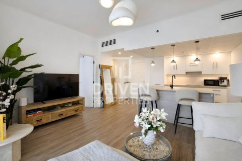 Appartement à Burj Views, Downtown Dubai (Downtown Burj Dubai), Dubai, studio, 60.76 m², № 144298 - photo 2