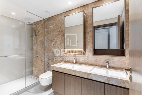 Apartment in EMAAR Beachfront, Dubai Harbour, Dubai 3 bedrooms, 180.23 sq.m. № 144203 - photo 12