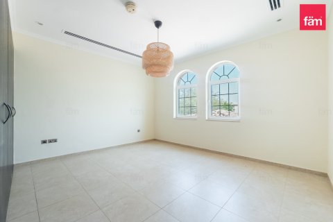 Villa in Dubai 3 bedrooms, 819.9 sq.m. № 144020 - photo 18