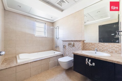 Villa in Dubai 3 bedrooms, 819.9 sq.m. № 144020 - photo 21