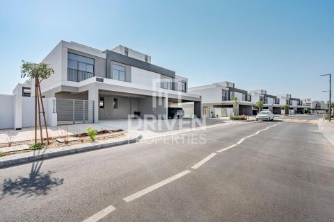 Villa in The Pulse, Dubai South (Dubai World Central), Dubai 5 bedrooms, 376.44 sq.m. № 145193 - photo 26