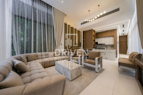 Вилла в District 10, Джумейра Вилладж Серкл, Дубай, 4 спальни, 247.49м², № 145143