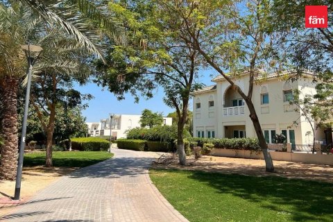 Apartment in Al Furjan, Dubai 2 bedrooms, 176.8 sq.m. № 145921 - photo 12