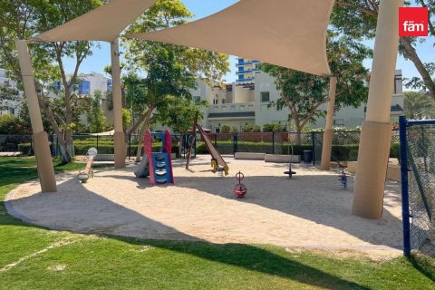 Apartment in Al Furjan, Dubai 2 bedrooms, 176.8 sq.m. № 145921 - photo 14