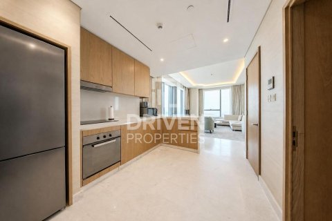 Apartment in The Palm Tower, Palm Jumeirah, Dubai 1 bedroom, 103.03 sq.m. № 144939 - photo 7