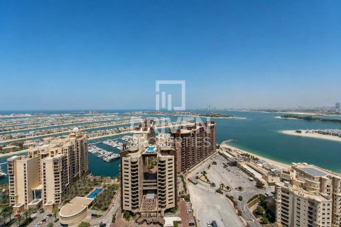 Apartment in The Palm Tower, Palm Jumeirah, Dubai 1 bedroom, 103.03 sq.m. № 144939 - photo 15