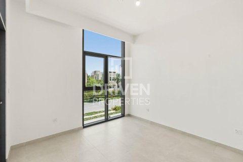 تاون هاوس في مُدُنْ, دبي 4 غرف نوم, 259.48 م² رقم 145439 - صورة 8
