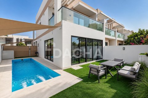 Adosado en DAMAC Hills (Akoya by DAMAC), Dubai, 4 dormitorios, 181 m², № 143494