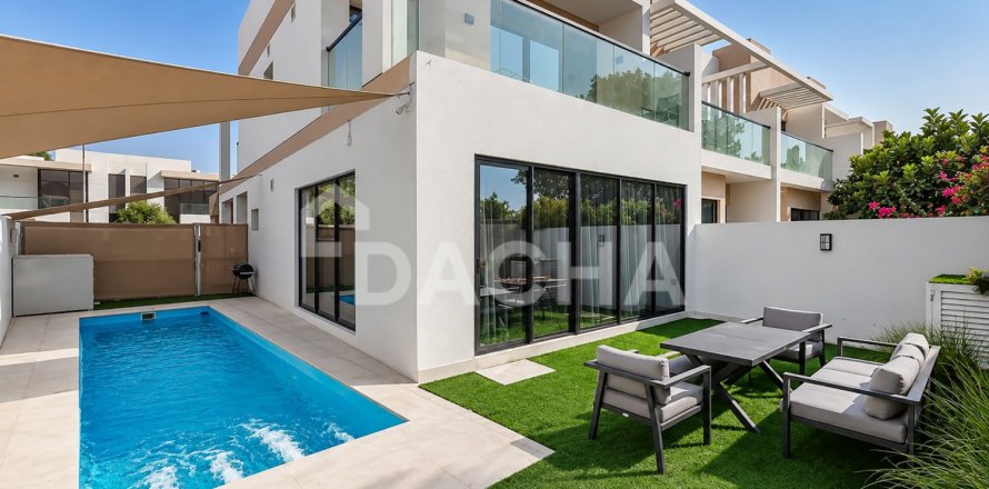 Adosado en DAMAC Hills (Akoya by DAMAC), Dubai, 4 dormitorios, 181 m², № 143494