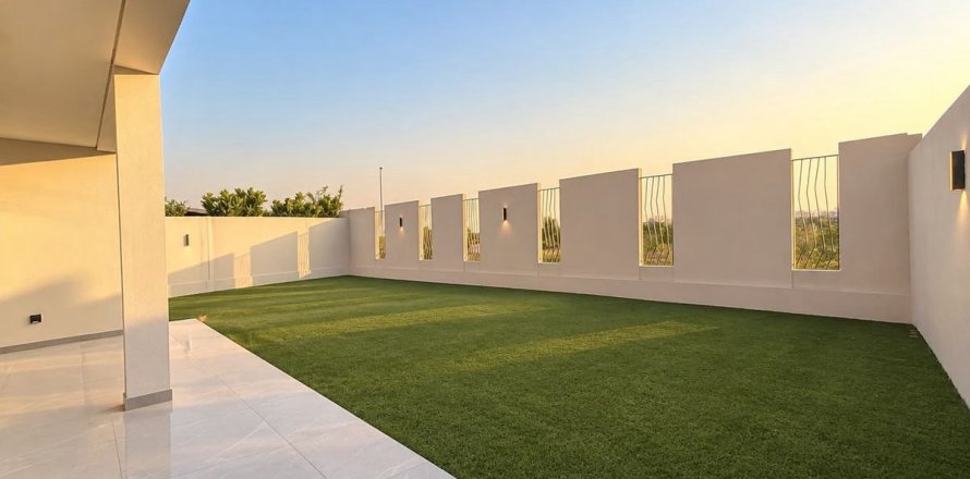 Townhouse in Mohammed Bin Rashid City, Dubai 4 bedrooms, 373.3 sq.m. № 145957