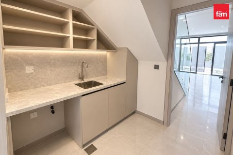 Townhouse in Mohammed Bin Rashid City, Dubai 4 bedrooms, 373.3 sq.m. № 145957 - photo 4